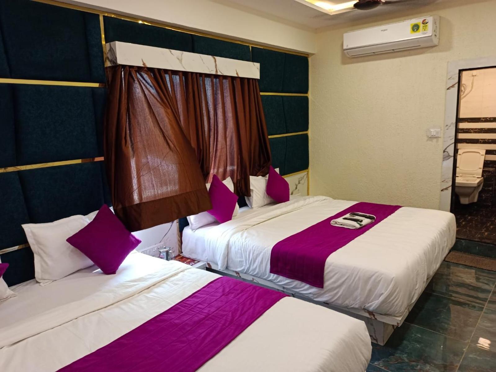 Hotel Karnavati Ahmedabad Exteriör bild